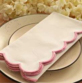 Solid Napkins with Scalloped Edge — White(Edges-Blush Pink)