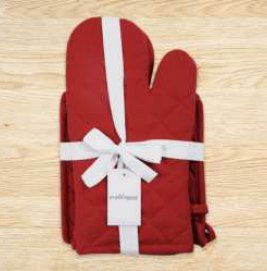 Pot Holder + Oven Mitts · Solid — Red