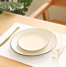 Placemat · Solid Fused Hemstitch — White