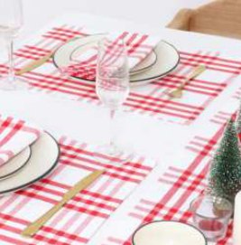 Placemat · Homestead Plaid · Fused — Red/White