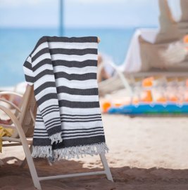 Beach Towels · Stripe — Black/White